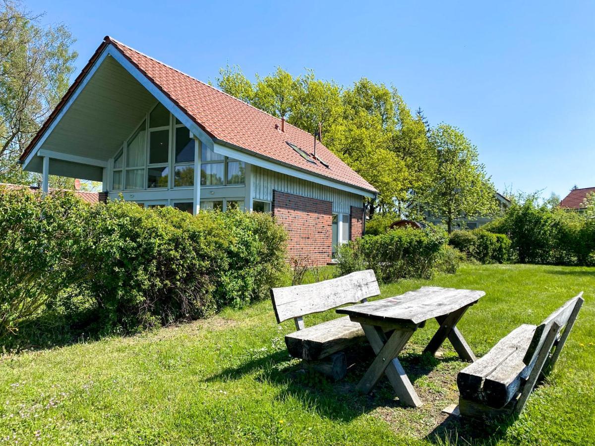 Ferienhaus Wiesengefluester W10 - Mit Sauna, Kamin Und Garten Röbel Buitenkant foto