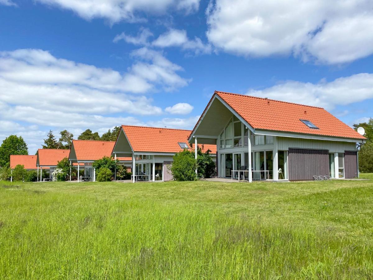 Ferienhaus Wiesengefluester W10 - Mit Sauna, Kamin Und Garten Röbel Buitenkant foto